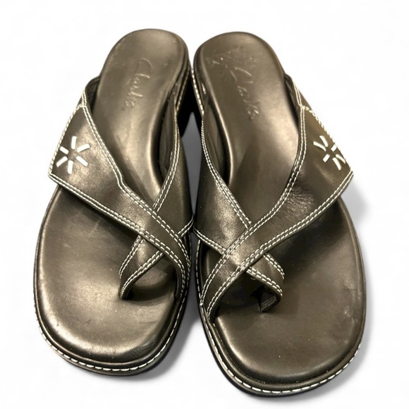 Clarks Black Leather Slide Sandals - Picture 1 of 7